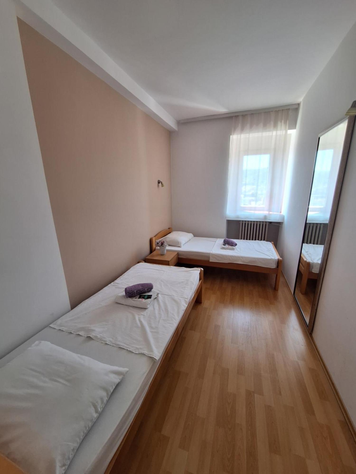 Hotel Konaciste Trstenik מראה חיצוני תמונה